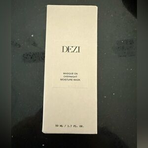 NIB Dezi Masque On Overnight Moisture Mask